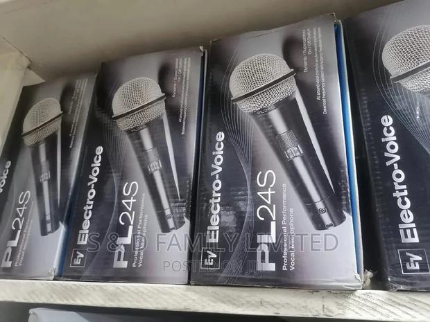 Ev PL24S Corded Microphone