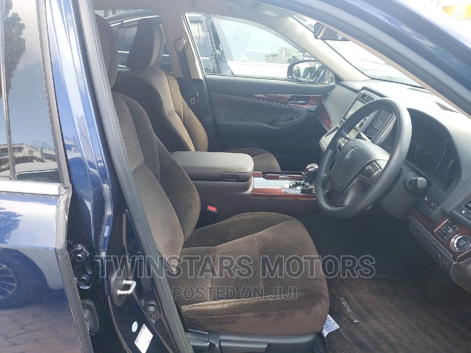 Toyota Crown 2015 Blue