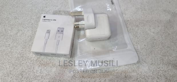 iPad Air 9.7 Original Charger - thumbnail 2