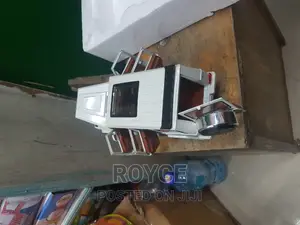 G63 Mercedes Benz 1:24 Die- Cast Toy