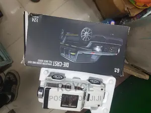 G63 Mercedes Benz 1:24 Die- Cast Toy