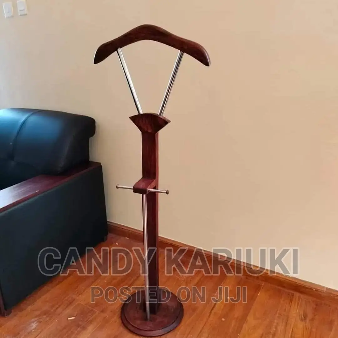 Executive Coat Hanger