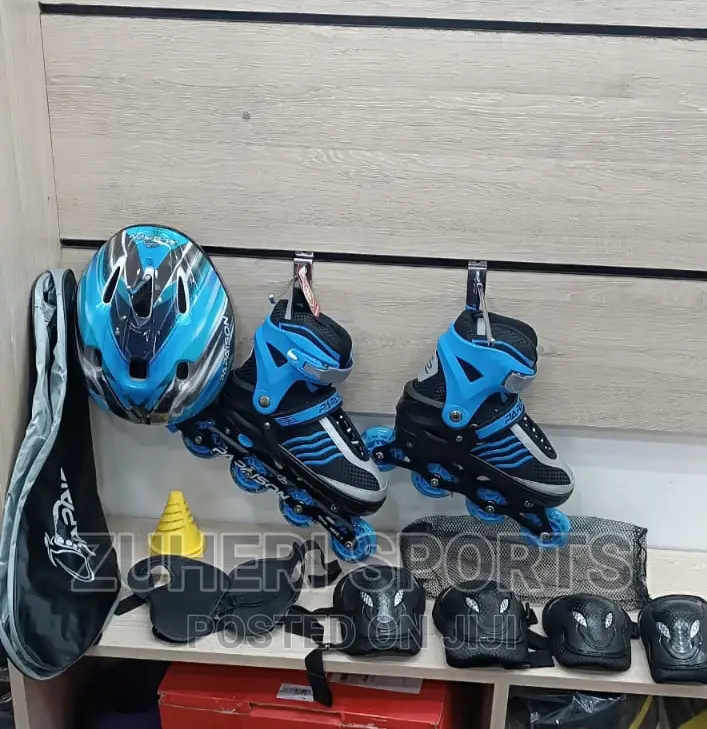 Papaison Inline Skate Shoes Adjustable Size Lighting Wheels
