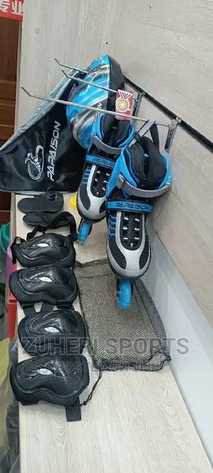 Papaison Inline Skate Shoes Adjustable Size Lighting Wheels