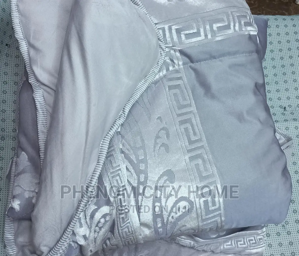 High Quality Royal Silk Velvet Duvets