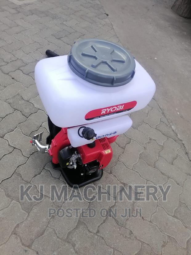 Backpack Sprayer-2 Stroke Engine.Speed7500min-1