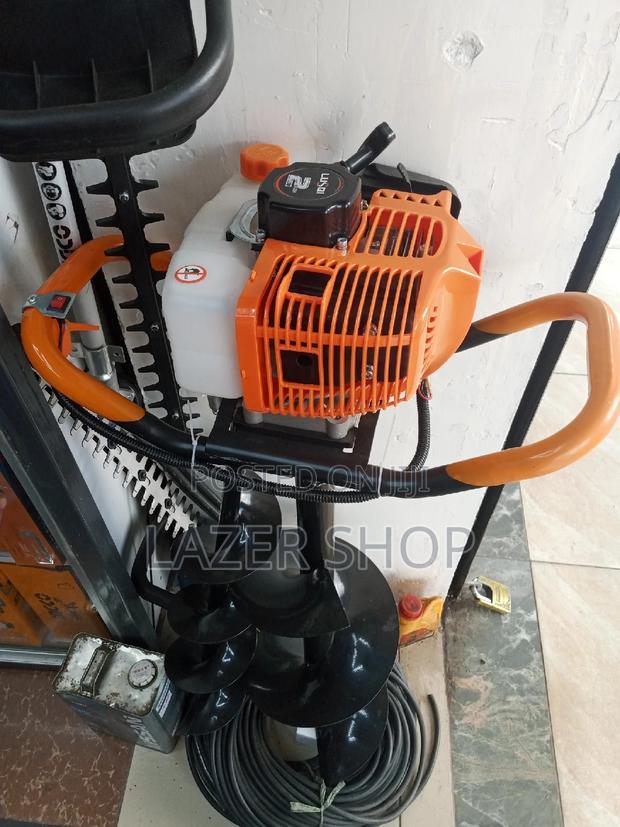 2 Stroke Earth Auger - main view