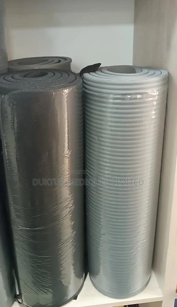 Thick Yoga/ Exercise Mat 15mm × 185cm × 90cm - main view