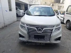 Nissan Elgrand 2017 Pearl