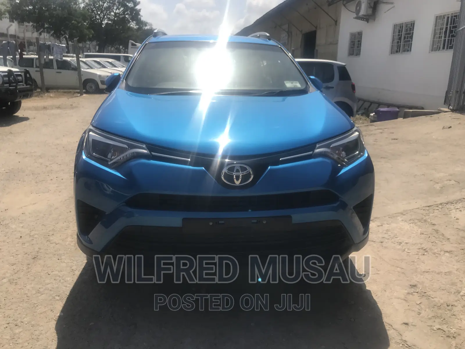 Toyota RAV4 2016 Blue