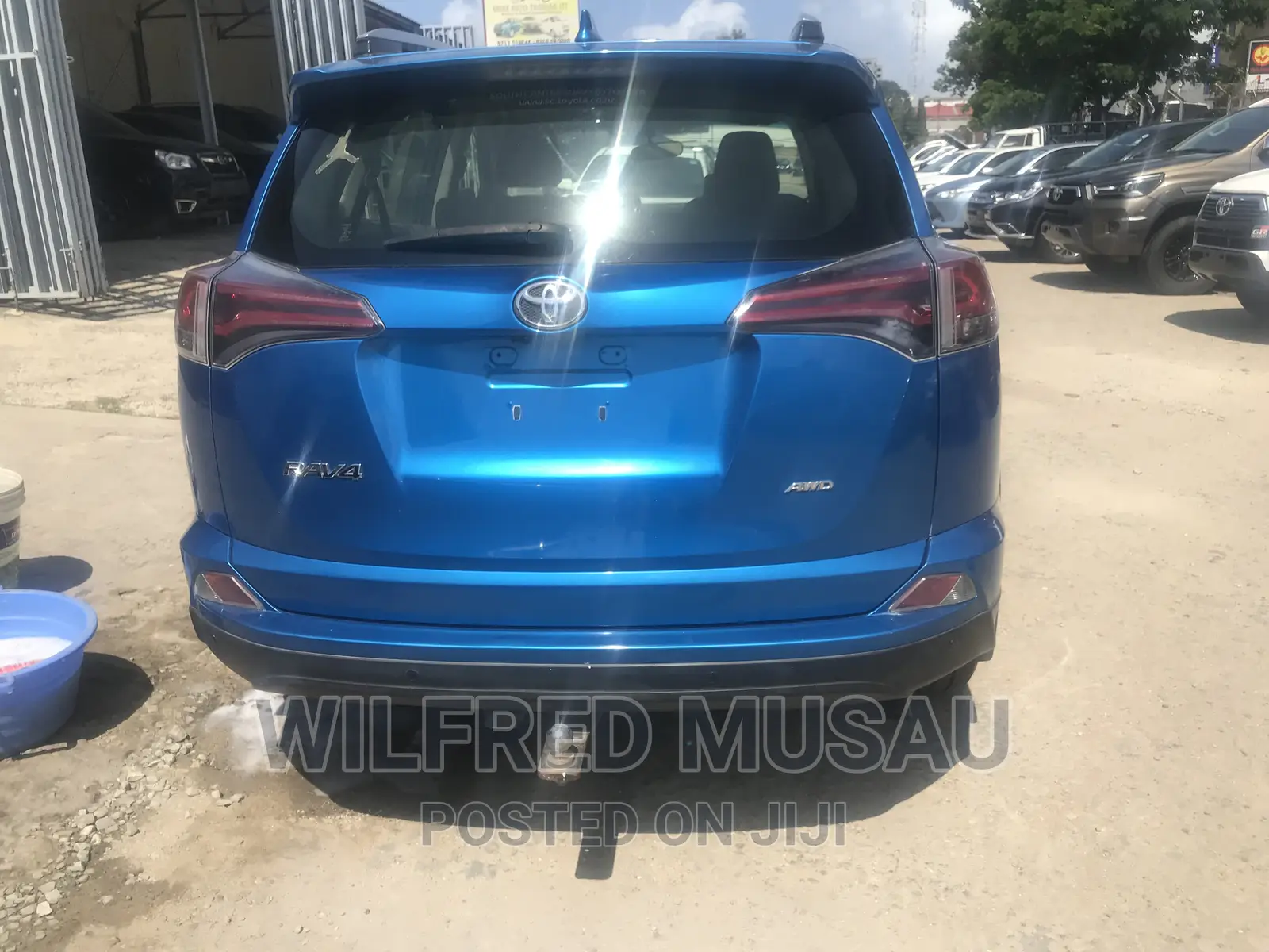 Toyota RAV4 2016 Blue
