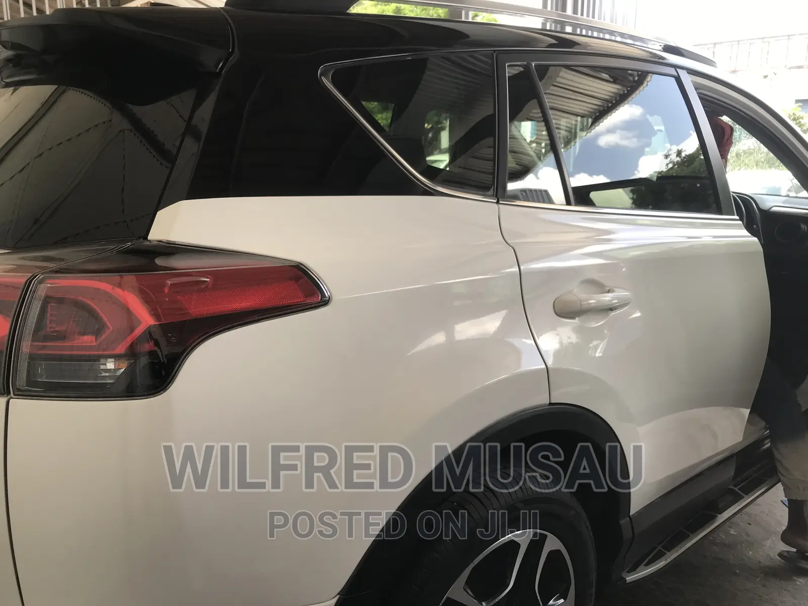Toyota RAV4 2018 White