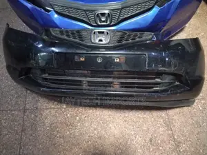 Honda Fit 2008 Frontbumper