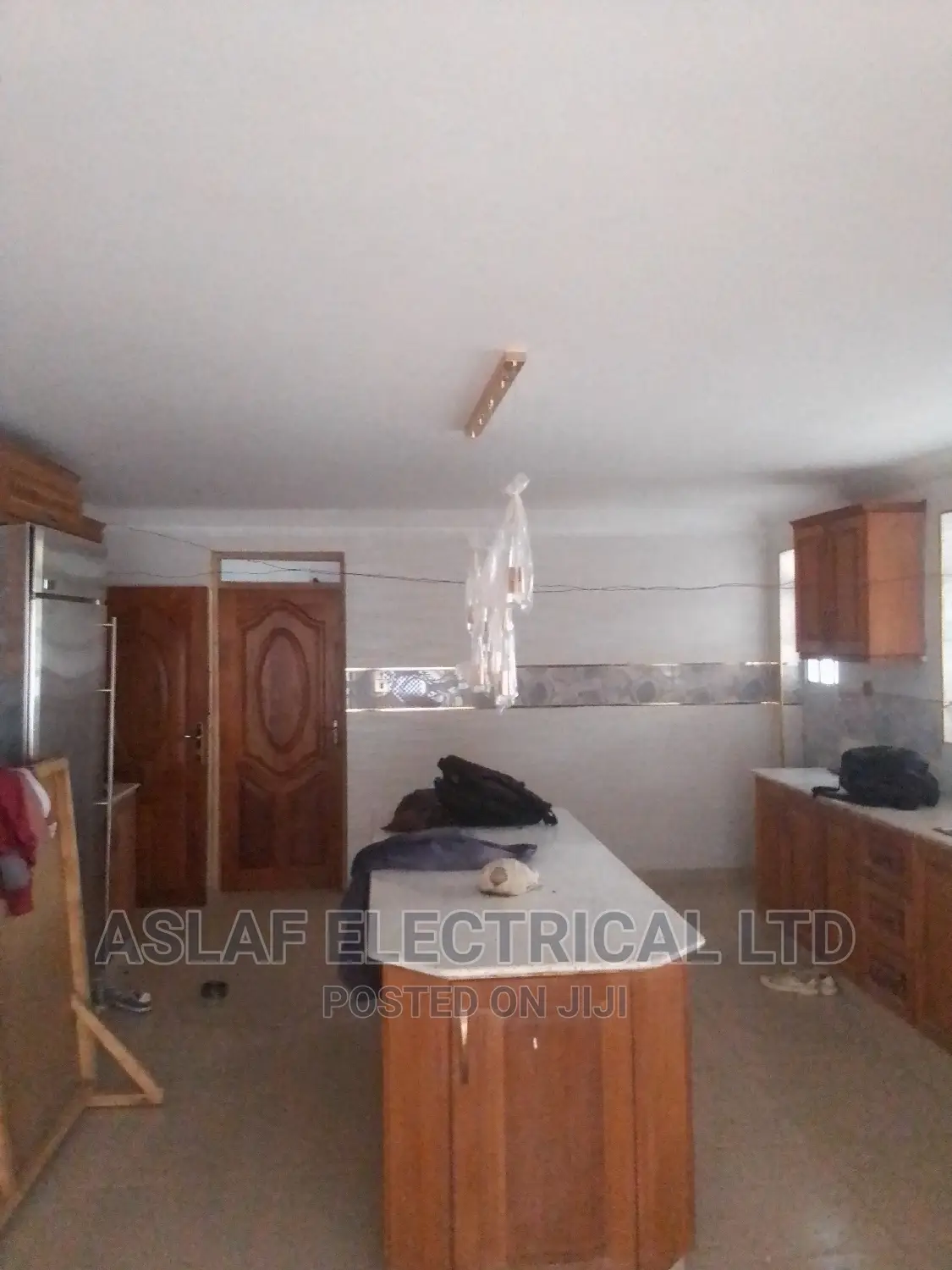 Electrician (Wire Man)