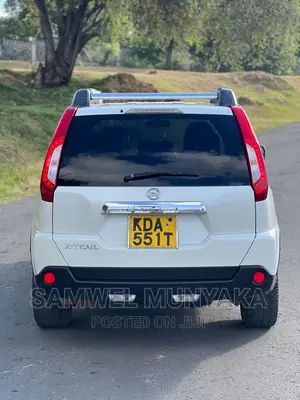 Nissan X-Trail 2.0 Petrol AWD 2013 Pearl