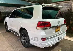 Toyota Land Cruiser 4.5 V8 DLX 2015 Pearl
