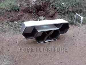 TV Stand Honeycomb