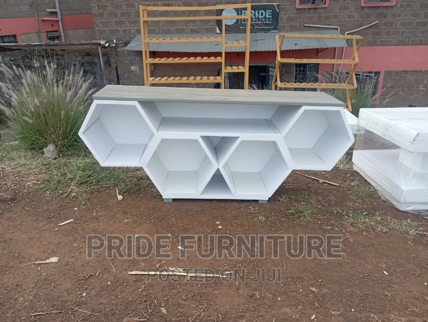 TV Stand Honeycomb