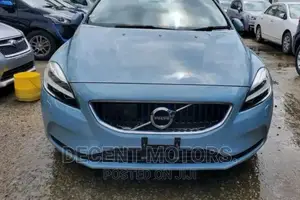 Volvo V40 2017 Blue