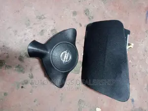 Nissan Juke Dashboard and Stearing Airbags