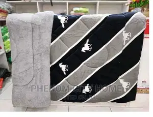 Quality Single Woolen Duvet Available