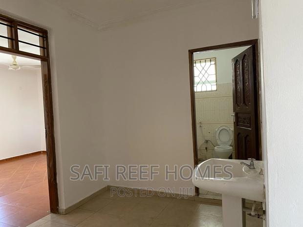 3bdrm Apartment in Nyali for rent - thumbnail 11