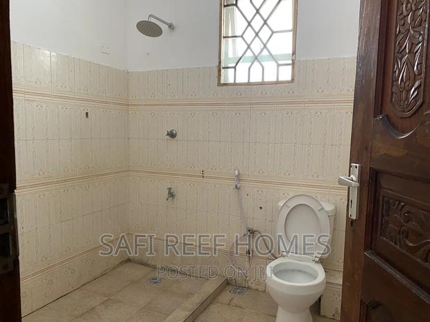 3bdrm Apartment in Nyali for rent - thumbnail 13