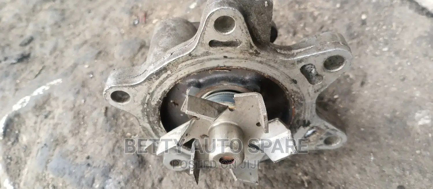 Toyota Fielder Water Pump