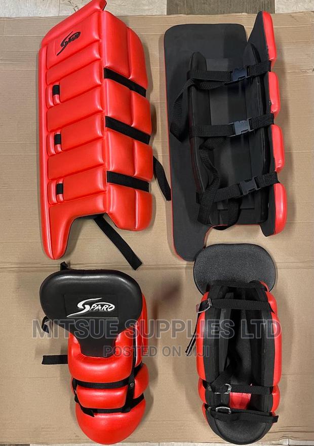 Sparo Hockey Goalkeeper Leg Guard With Kickers Free Size
