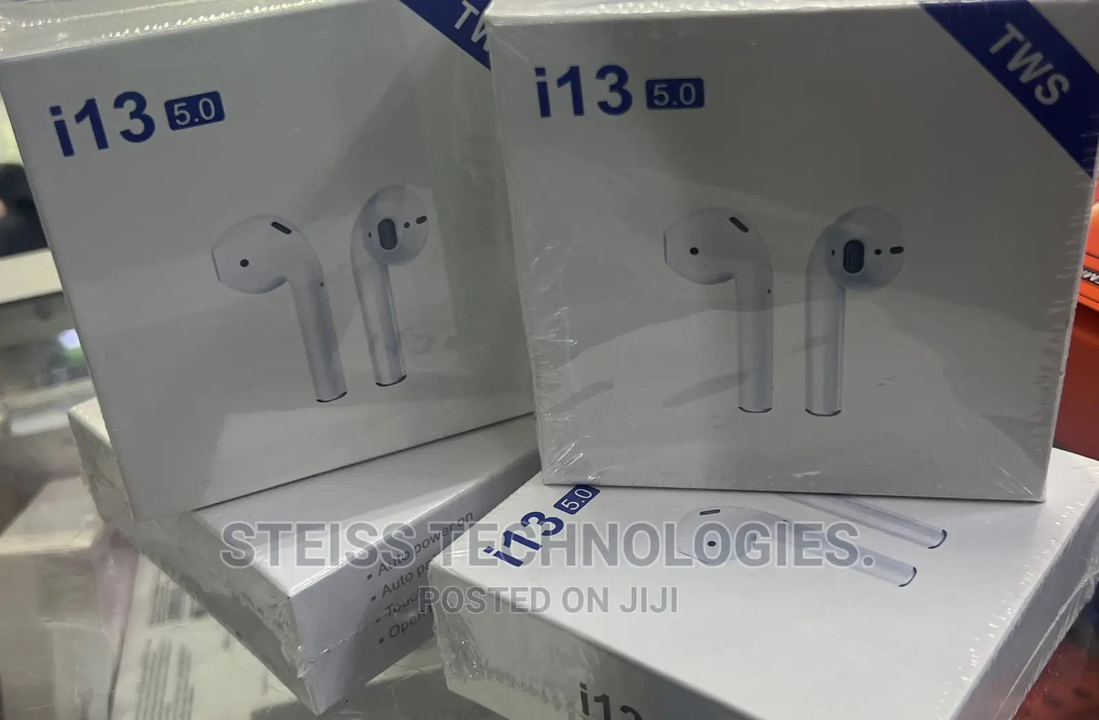 I13tws- Wireless Headsets.