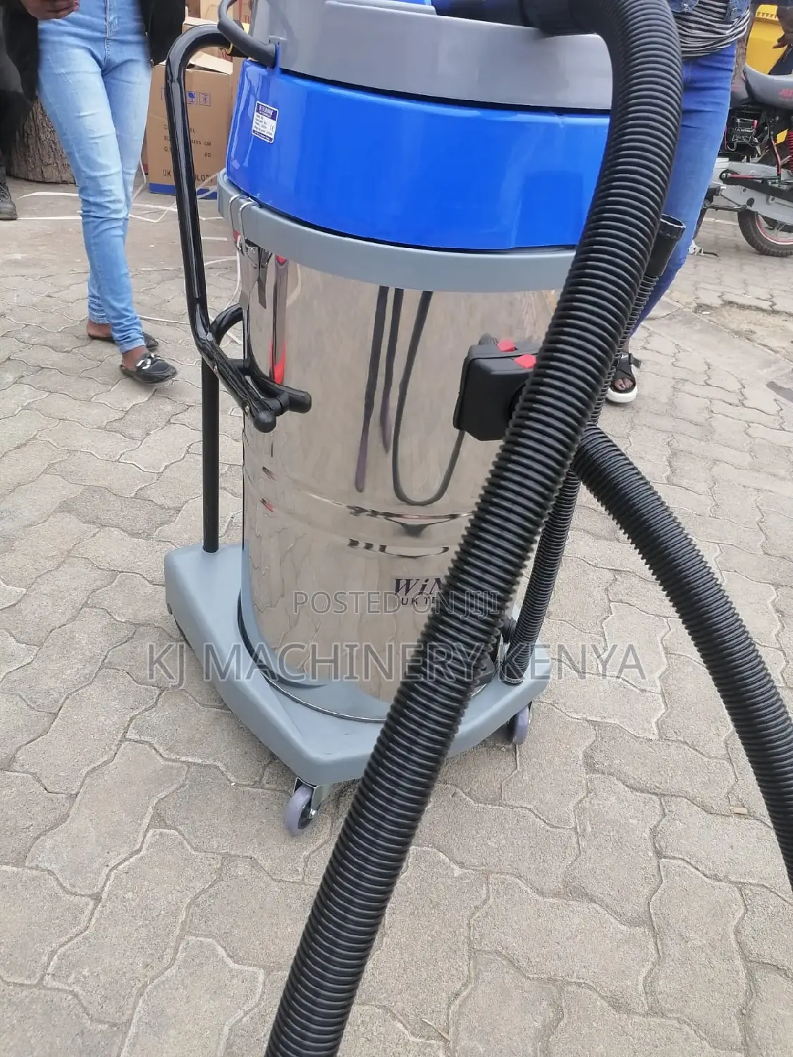 Vacuum Cleaners -100litres Capacity