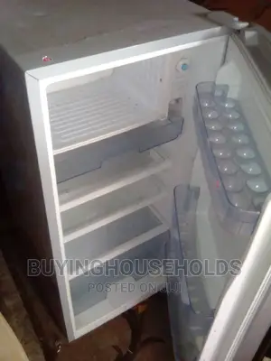 Hisense 190L Fridge