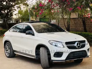 Mercedes-Benz GLE-Class GLE 400 4MATIC 2017 White