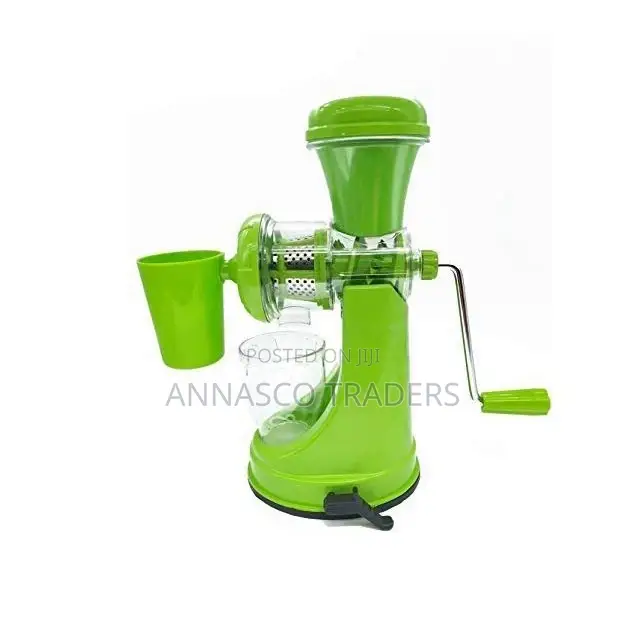 Signature Manual Fruit and Vegetable Hand Juicer With Waste