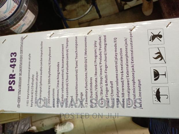 PSR- 493 Electronic Keyboard F - thumbnail 4