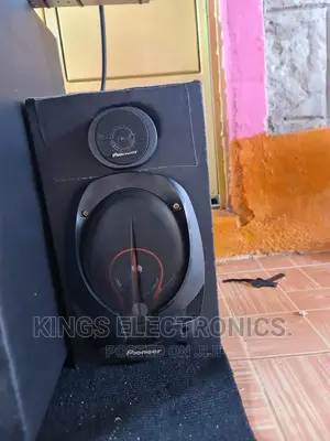 Pioneer 420watts With Tweeters.