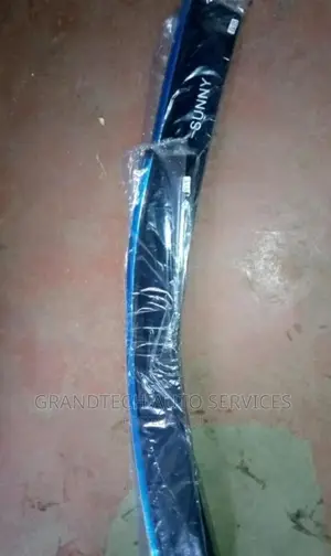 Nissan Sunny B15 Windbreakers