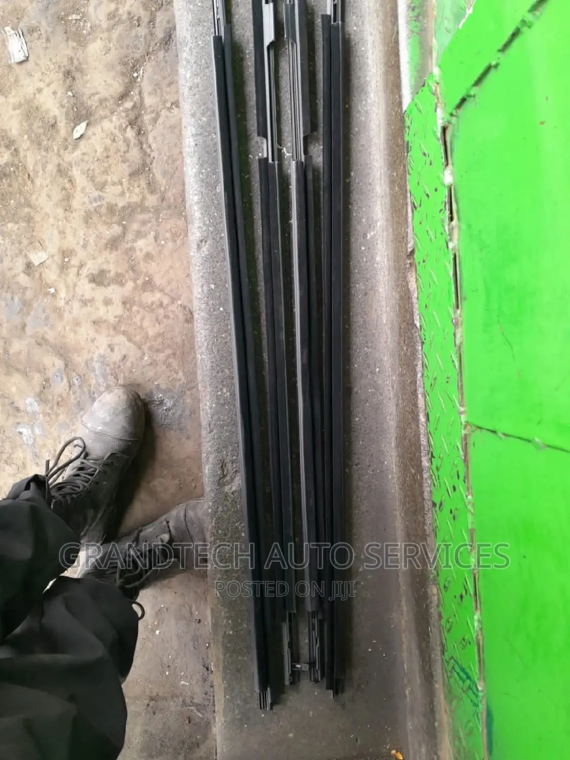 Prado 150 Door Moulding
