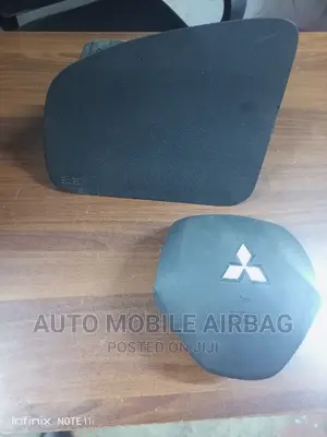 Mitsubishi Mirage Dashboard and Steering Airbags