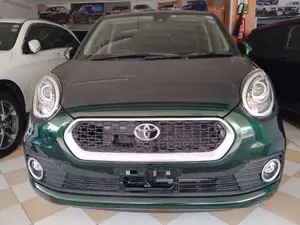 Toyota Passo 2016 Green
