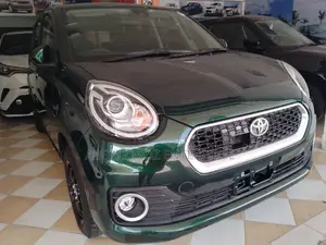 Toyota Passo 2016 Green