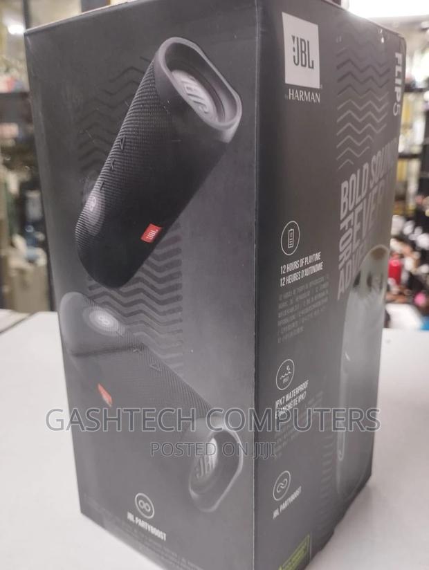 JBL Flip6 Bluetooth Speaker