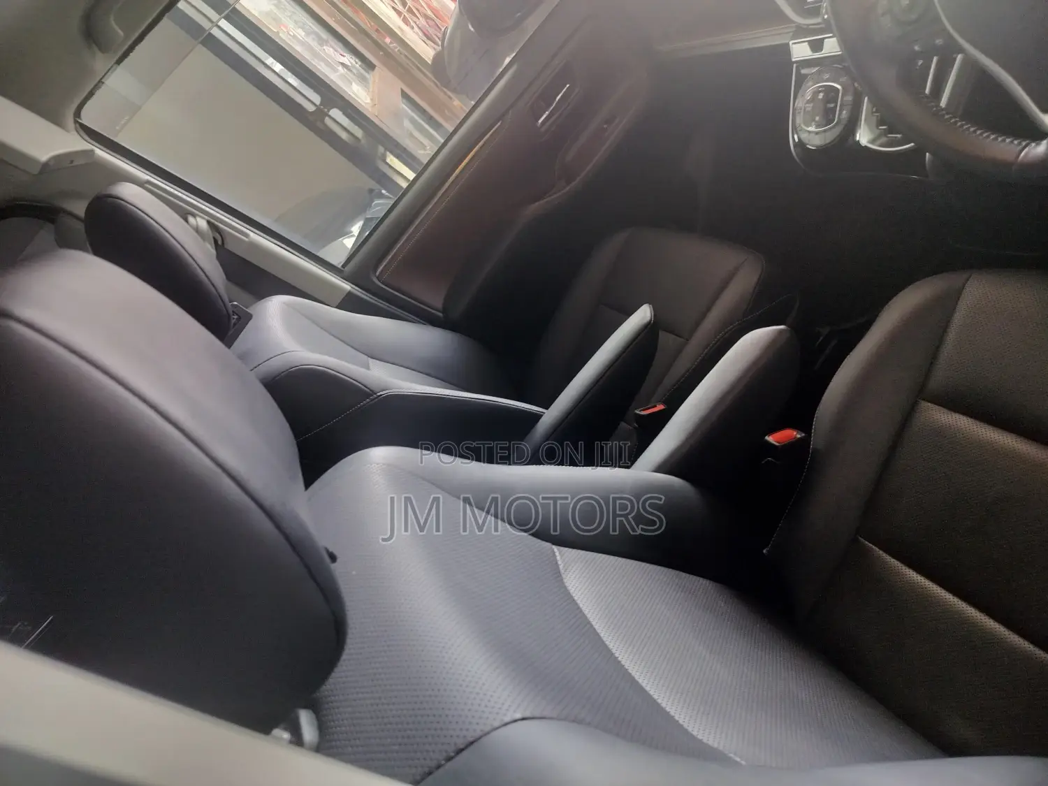 Toyota Esquire 2016 Burgundy