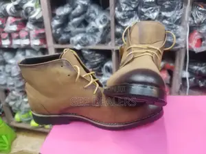 Cacatua Men Official Boots