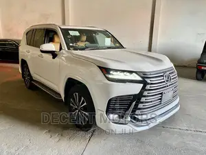 Lexus LX 2022 White