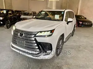 Lexus LX 2022 White