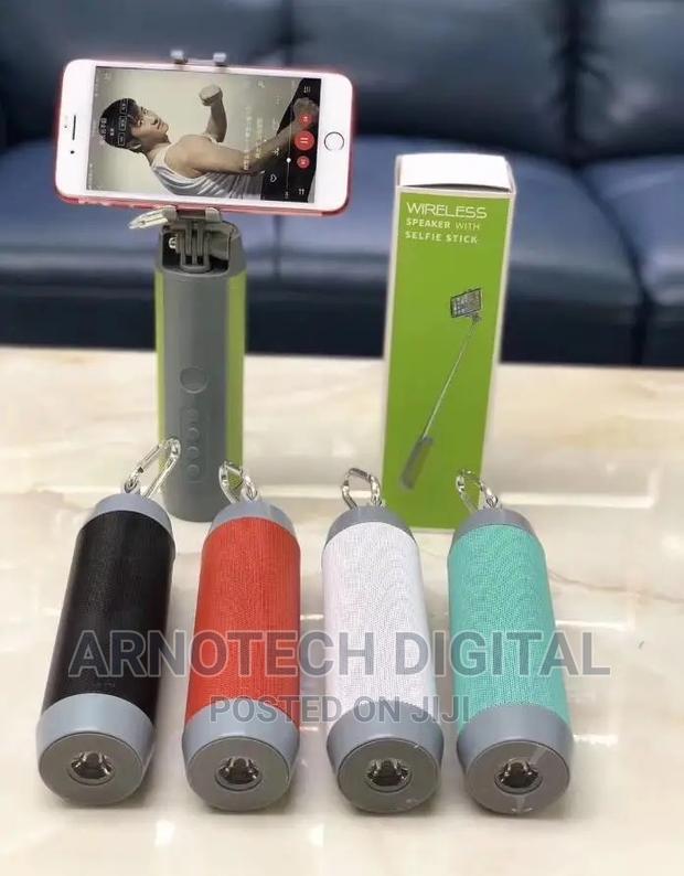 5in1bluetooth Speaker Powerbank Selfie Stick Torch