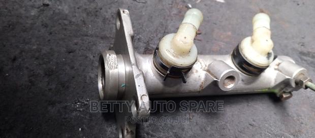 Toyota Hiace 9 L Master Cylinder