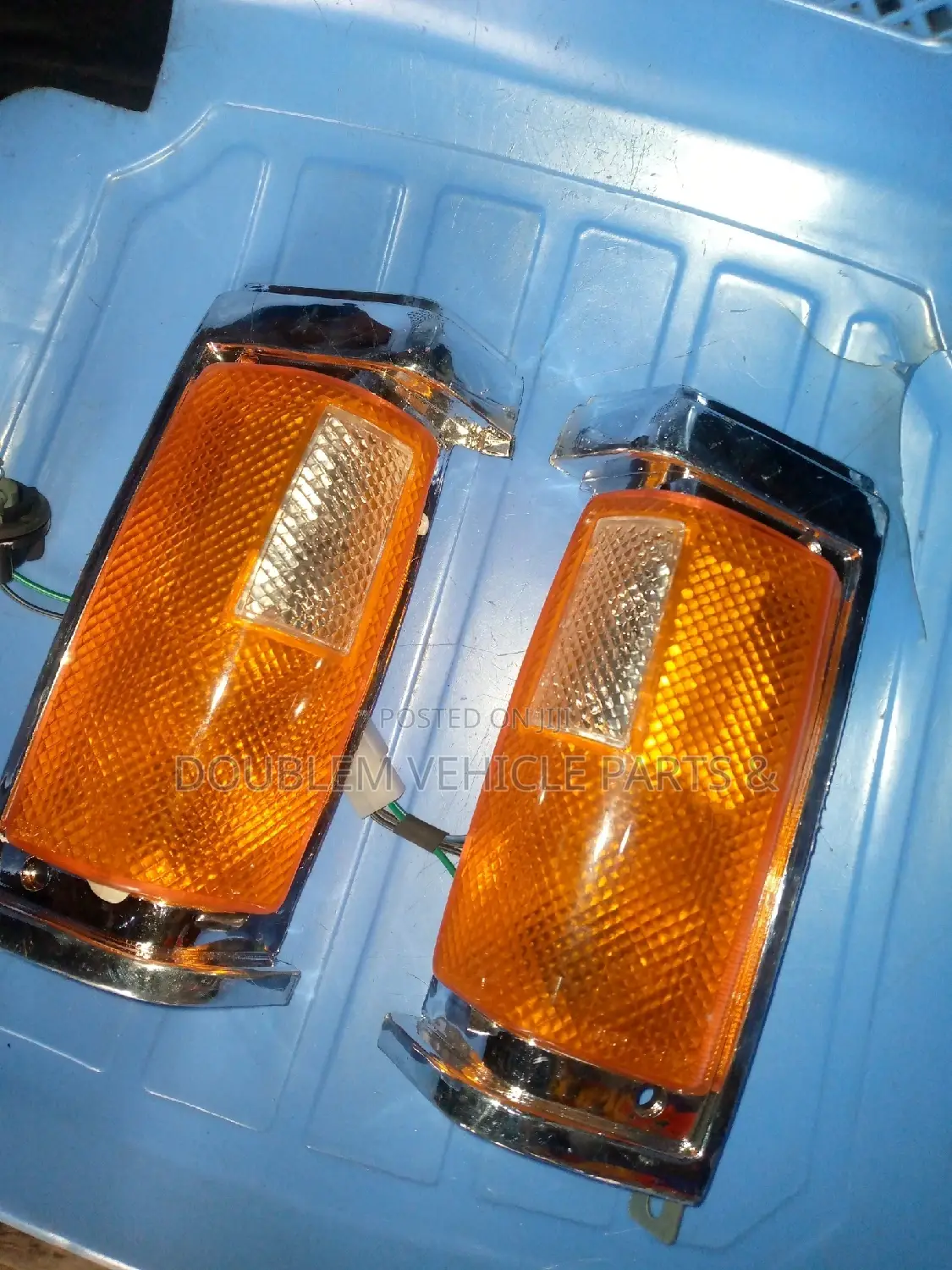 Tail Lamp Nissan Sahara /Z16 Yellow Chrome/Yellow Black