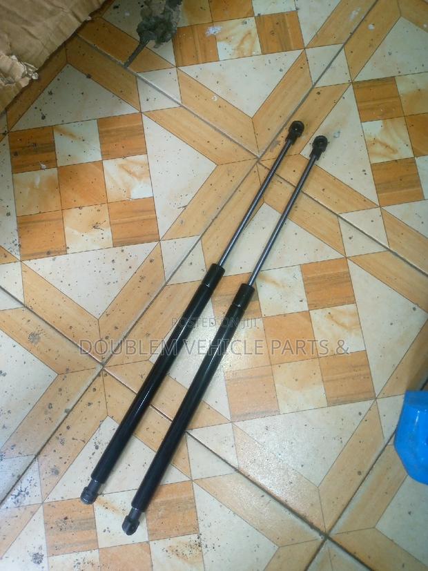 Bootshocks Toyota Wish/Fielder/Universal